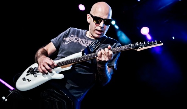 Joe-Satriani