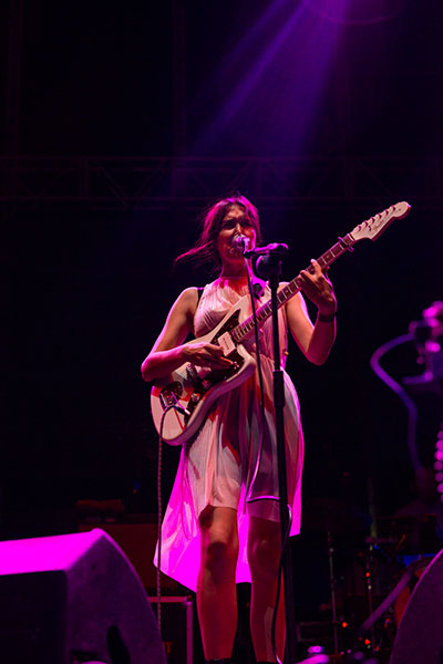 Anni_B_Sweet_Vertical